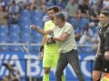 Hidalgo explica cómo se tomó Germán la pérdida de la titularidad tras la llegada de Ferllo Antonio Hidalgo, dando indicaciones a Germán Parreño durante un partido