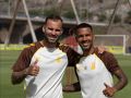 Jesé y Viera, dos aves fénix de la UD Las Palmas que amenazan al Dépor Jesé Rodríguez (i) y Jonathan Viera, durante un entrenamiento con la UD Las Palmas