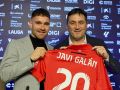 Braulio (d), junto a Javi Galán, durante la presentación del lateral izquierdo el pasado 29 de diciembre