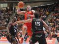 El Leyma Coruña se ganó cuarto a cuarto el título de campeón de invierno Acción de Paul Jorgensen en el duelo con el Cantabria, uno de los dos en que el Leyma ganó los cuatro cuartos