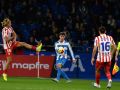 Barcia ya no entra en la ecuación de las soluciones en defensa Barcia golpeando el balón en el Deportivo-Atlético de Madrid, en el único encuentro como titular que ha disputado en el año 2026
