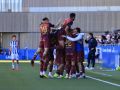 Los jugadores del Dépor celebran uno de los goles en Zubieta ante la Real Sociedad B