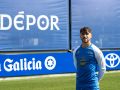 Altimira: "Venir al Dépor es la mejor decisión que he tomado" Altimira, durante la entrevista en Abegondo