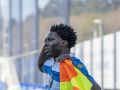 Rodrigue Dipanda, delantero del Fabril, celebra uno de sus dos goles ante el Lealtad