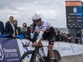 Julius Johansen, tras cruzar la meta de la primera etapa de O Gran Camiño como vencedor
