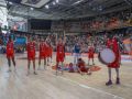 Los jugadores del Leyma Básquet Coruña celebran con la afición el triunfo contra el Gipuzkoa, precisamente el equipo que le ha regalado el ascenso directo