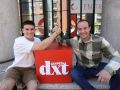 Martín Rodríguez y Martín Barrós echan un pulso frente a la redacción de DXT Campeón