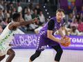 El exnaranja Ingus Jakovics, durante el Palencia-Menorca de la fase regular