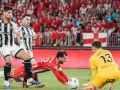 Lance del partido de vuelta de semifinales del playoff de ascenso a Primera entre Almería y Castellón