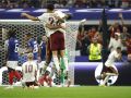 GR2038. ARLINGTON (ESTADOS UNIDOS), 14/07/2026.- Jugadores de España celebran un gol de Pedro Porro este martes, en el partido de semifinales del Mundial de la FIFA 2026 entre Francia y España en el estadio AT&T en Arlington (Estados Unidos). EFE/ Lavandeira Jr