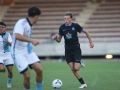 Asp Jensen conduce el balón en el Compostela-Deportivo