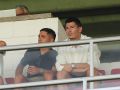 Yeremay se deja querer por el Hull City: "Quiere venir, pero es una decisión muy importante para él" Yeremay y Loureiro, en la grada de San Lázaro