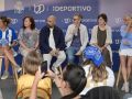 Xoel López, junto a representantes de las diferentes entidades que colaboraron en el himno del Deportivo