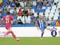 Angeliño, con el balón, ante Brahim Díaz