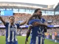 Aubameyang celebra con Bil Nsongo el tercer tanto ante el ValenciaDomingo 30 de  agosto