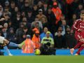 El coruñés Nico González deja su sello como goleador en el triunfo del Manchester City ante el Liverpool Nico González dispara para marcar el segundo gol del Manchester City ante el Liverpool