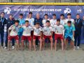 Fútbol playa sub-20 con los coruñeses Aitor Mato (arriba, 4º por la izquierda) y Jairo Riveiro (11)