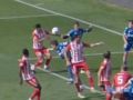 Mano dentro del área en el Burgos-Almería
