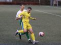 Un jugador del Maravillas protege el balón durante el partido ante el Ciudad Jardín