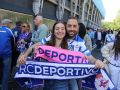 La afición del Dépor se citó en Riazor horas antes del partido ante el Andorra para recibir al equipo