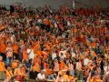 Miles de aficionados se dieron cita para recibir al Básquet Coruña y dejarse las gargantas en busca del ascenso a ACB