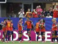 Los jugadores de la selección española celebran un gol