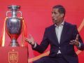 El exfutbolista Joan Capdevila durante la presentación de la primera lista de 29 jugadores convocados para la disputa de la Eurocopa 2024, este lunes en la Ciudad del Fútbol de Las Rozas (Madrid).