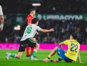 Racing y Las Palmas durante el partido que decidía el liderato de Segunda División