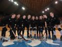 La plantilla del Marineda posa en el Palacio de los Deportes de Riazor