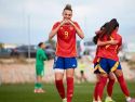 Marisa celebra su tanto con España en el amistoso ante Inglaterra