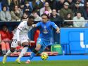 Kialy Abdoul Koné encara a Noubi durante el partido de la primera vuelta en Riazor, donde fue titular y completó los 90 minutosTemporada 2025-2026Deportivo - AD Ceuta 2-1