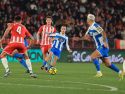 Luismi Cruz busca el pase para Stoichkov durante el Almería-Dépor del pasado 17 de eneroTemporada 2025-2026Almería - Deportivo 1-2