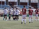 Los jugadores del Victoria celebran el gol de Cayetano contra el Lalín