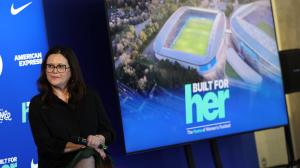 La directora de la sección femenina del Brighton, Zoe Johnson, durante la presentación del proyecto del estadio