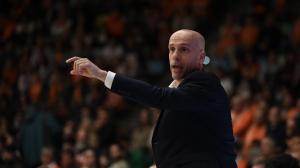 Carles Marco durante el partido contra Tizona