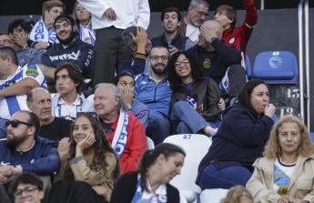 Más de 10.000 seguidores se dieron cita en Riazor para el amistoso de este viernes