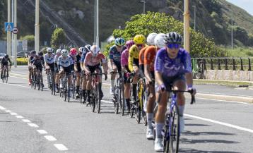 Paso de la Vuelta Ciclista a España femenina por A Coruña
