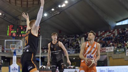 Leyma Basquet Coruña Iraurgi @Javier Alborés (20)
