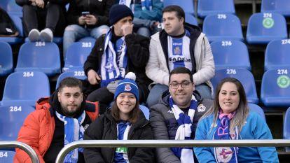 La aficion en el Depor Badajoz @Javier Albores (10)