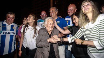 La Federación de Peñas del Deportivo enciende la falla de San Juan (2)