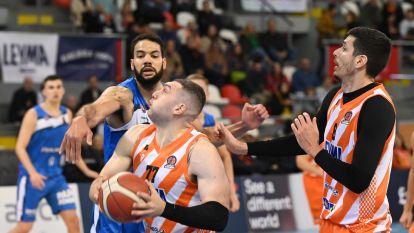 Derrota del Leyma Basquet Coruña ante el Fuenlabrada @Pedro Puig (11)