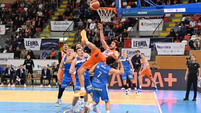 Derrota del Leyma Basquet Coruña ante el Fuenlabrada @Pedro Puig (36)