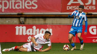 El Depor cae a domicilio frente a la Cultural Leonesa (6)