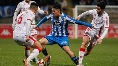 El Depor cae a domicilio frente a la Cultural Leonesa (23)