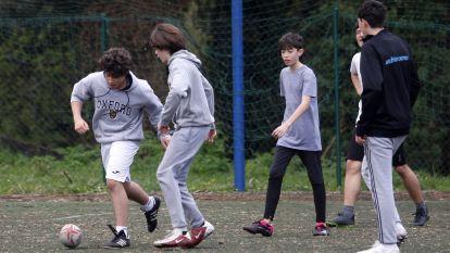 Los chicos y chicas lo pasaron en grande jugando a deportes como el rugby @Quintana (4)
