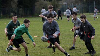 Los chicos y chicas lo pasaron en grande jugando a deportes como el rugby @Quintana (25)