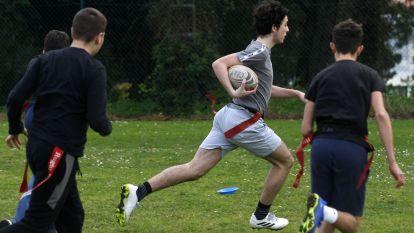 Los chicos y chicas lo pasaron en grande jugando a deportes como el rugby @Quintana (13)