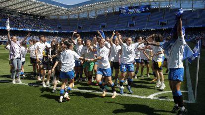 El Depor Abanca asciende tras derrotar al Cacereño en Riazor @Quintana (13)