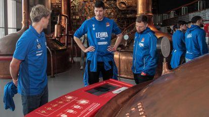 El campeón de la LEB Oro visitó las instalaciones del Museo de Estrella Galicia (40)