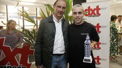 David Mella, ganador de la decimoquinta edición del trofeo ‘dxt Víctor Gómez Lage’ al mejor jugador del RC Deportivo, (32)